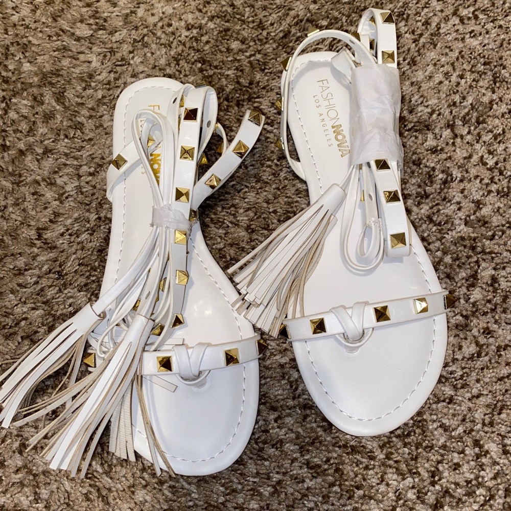 Fashion Nova Flat Sandals
